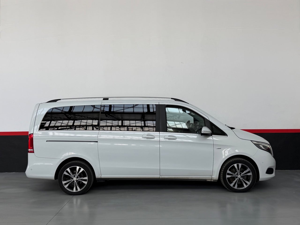 MERCEDES-BENZ Clase V 250 d Avantgarde Largo
