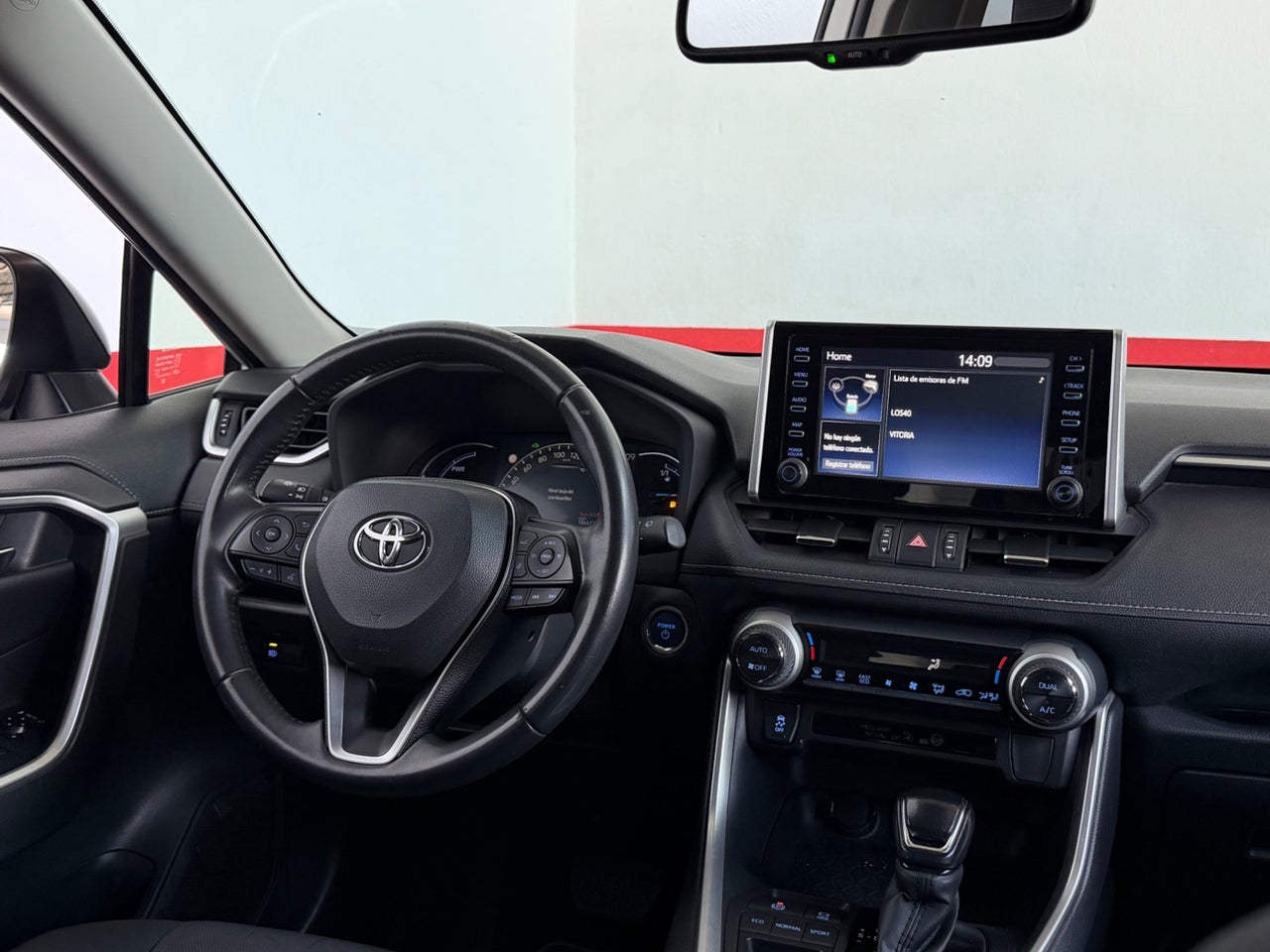 TOYOTA Rav4 2.5l 220H Black Edition