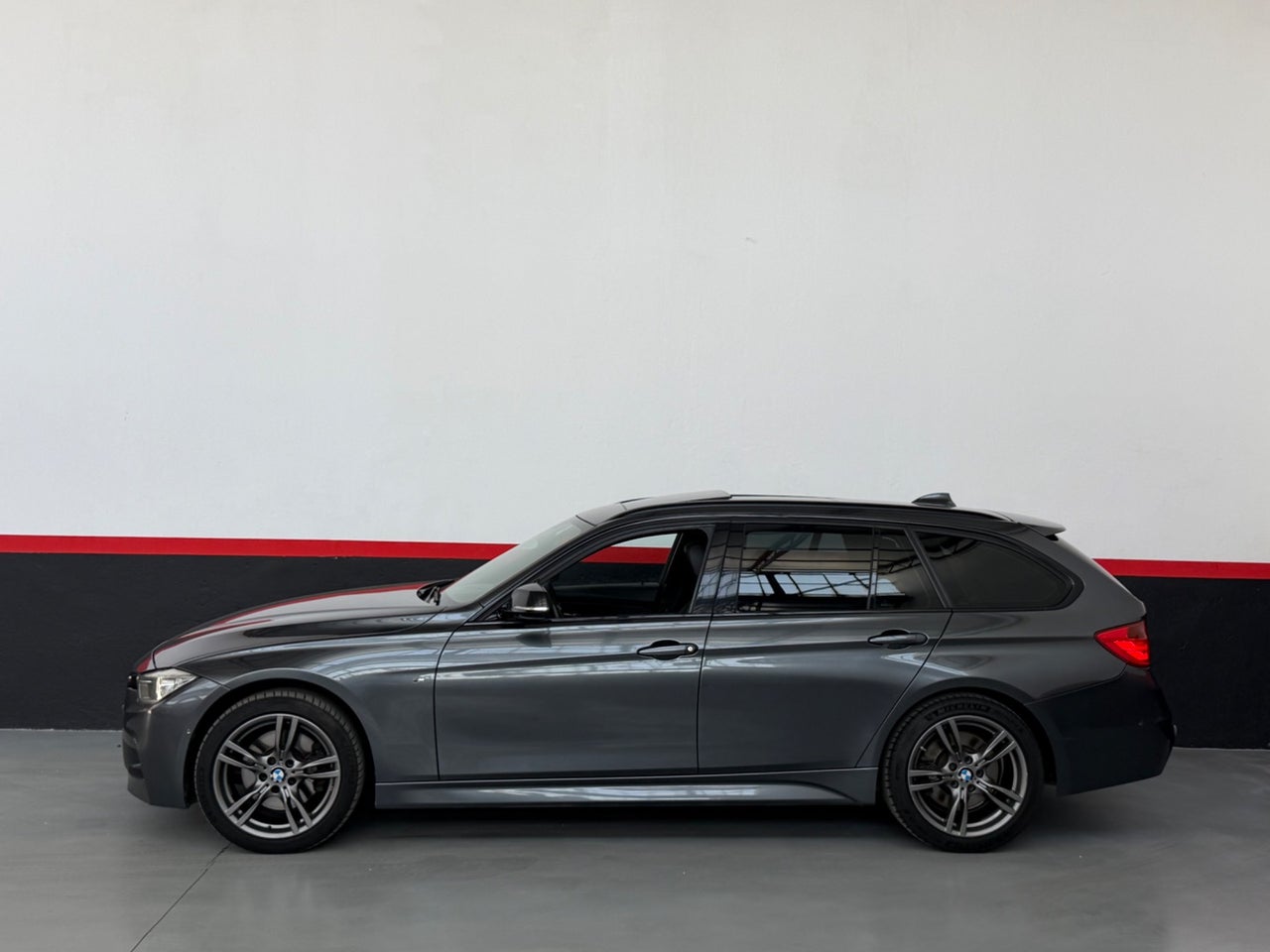 BMW Serie 3 330dA xDrive Touring