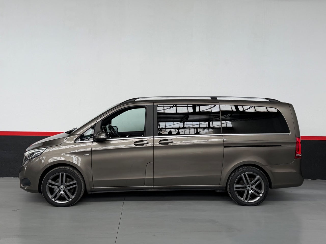 MERCEDES-BENZ Clase V 250 Bluetec Avantgarde Largo