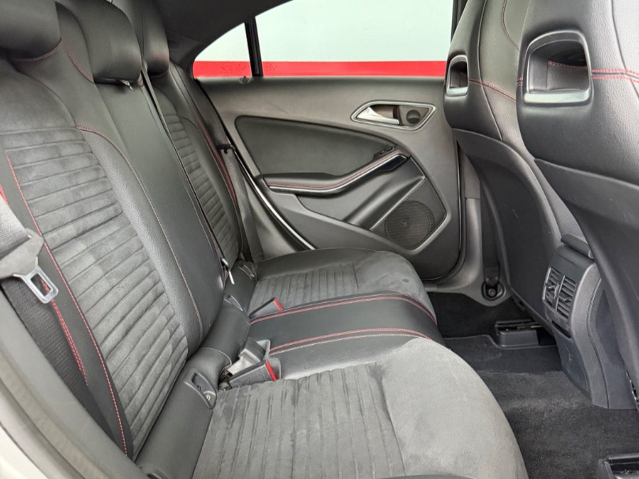 MERCEDES-BENZ Clase CLA CLA 220 d AMG Line