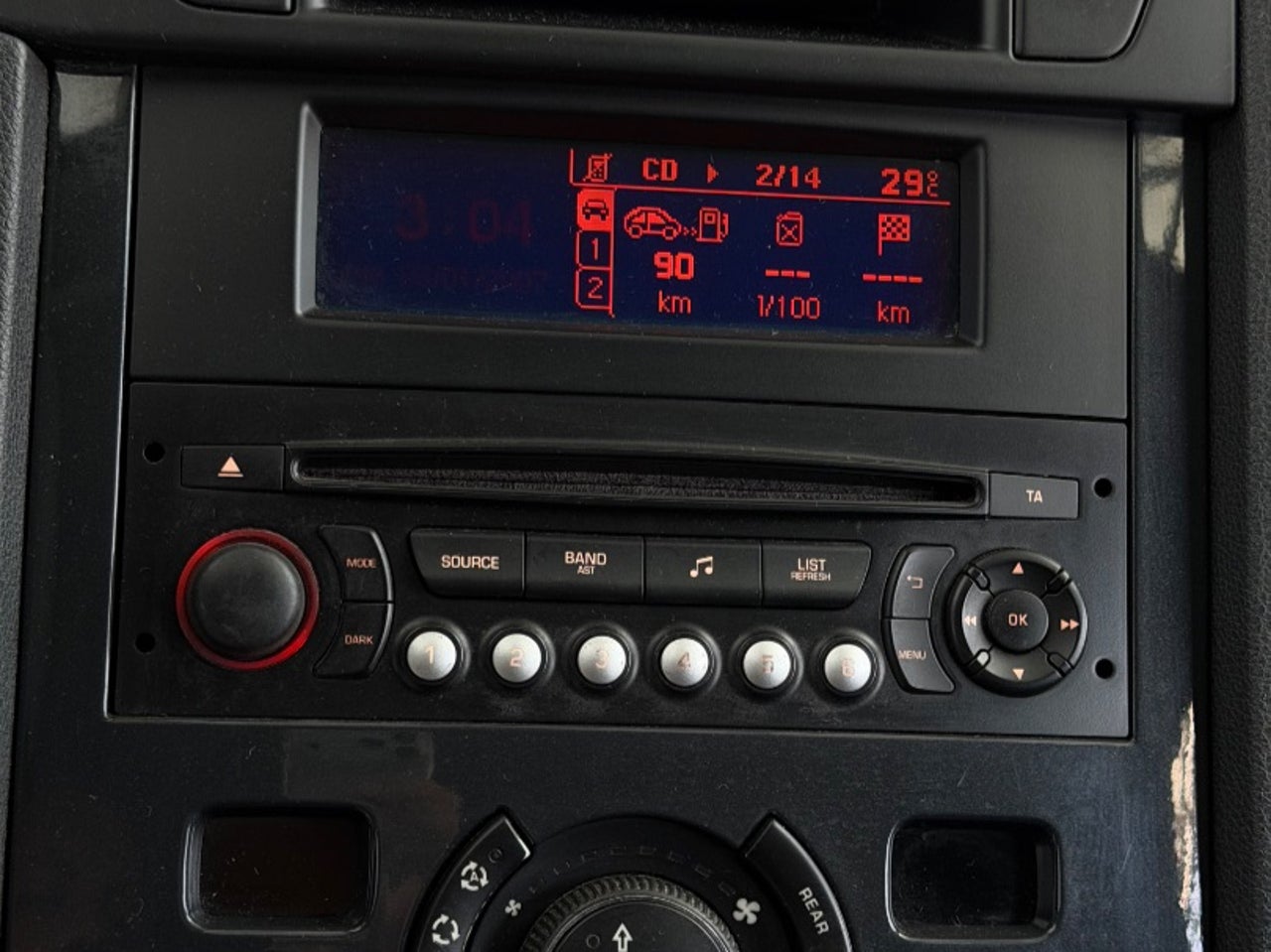 PEUGEOT 5008 Active 1.6 HDI 115 FAP