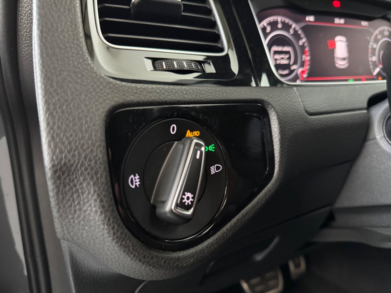 VOLKSWAGEN Golf GTI TCR 2.0 TSI 213kW290CV DSG