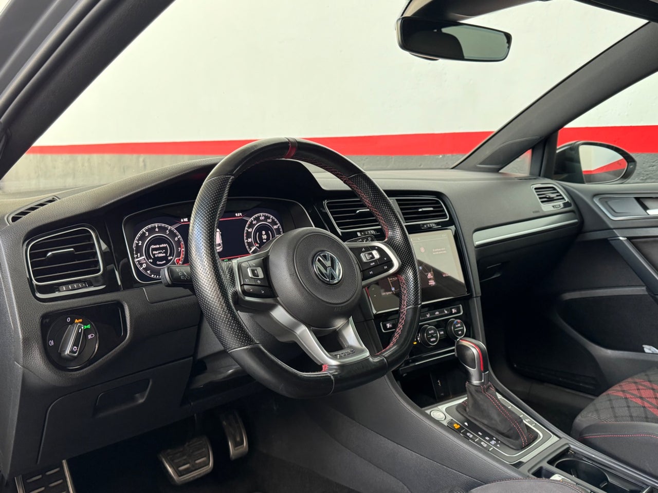 VOLKSWAGEN Golf GTI TCR 2.0 TSI 213kW290CV DSG