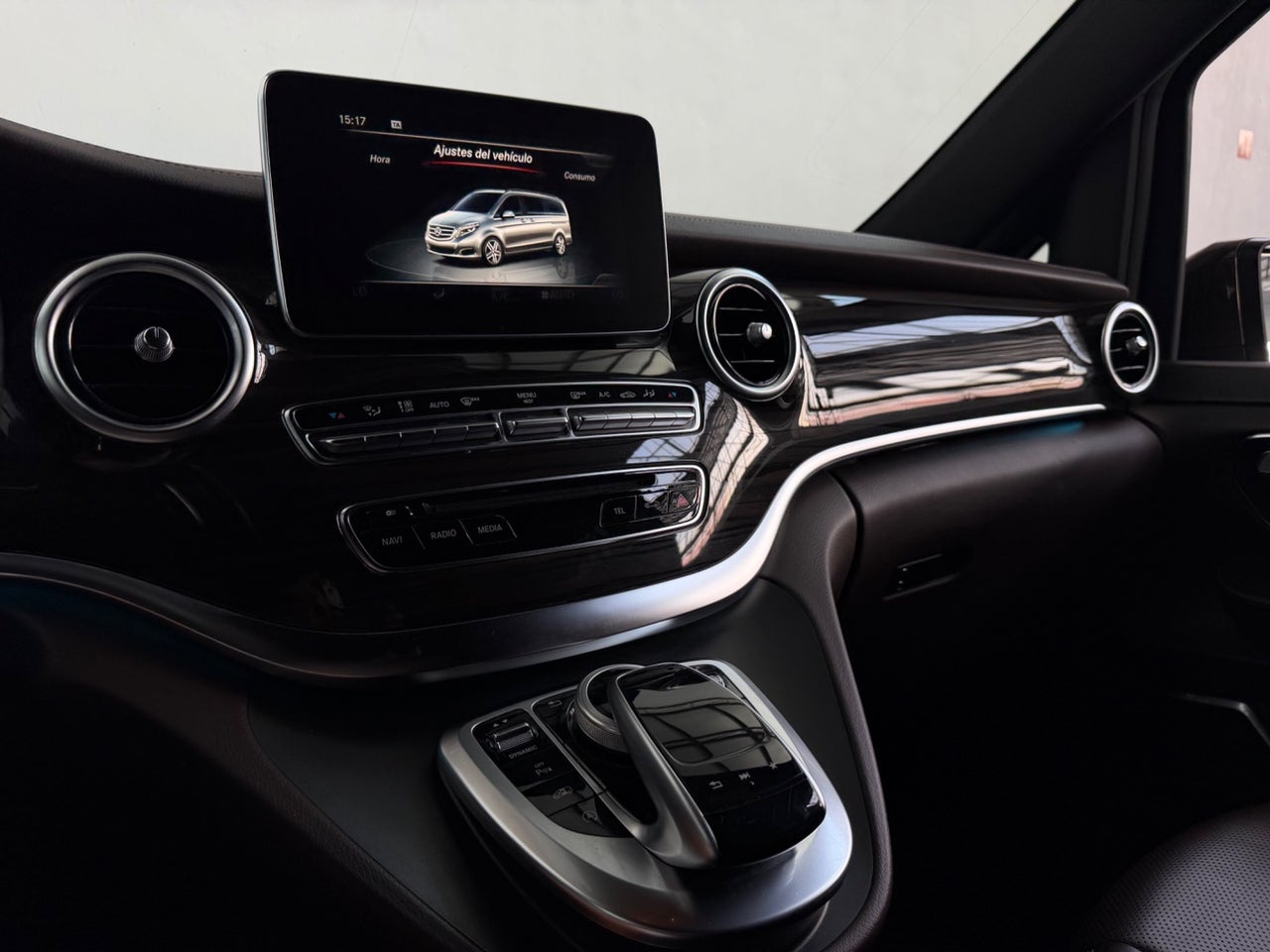 MERCEDES-BENZ Clase V 250 d Avantgarde Largo